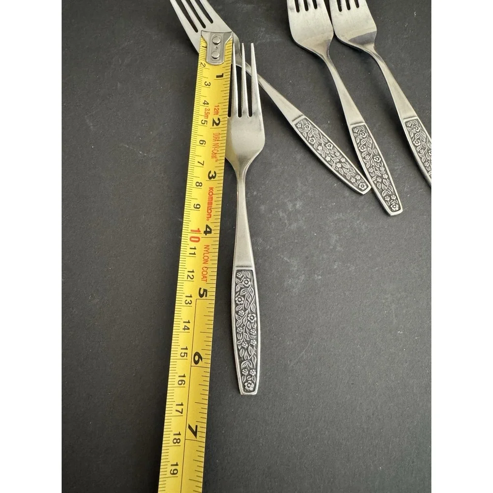 Vintage SILHOUETTE Stainless Forks Japan Lot‎ Of 4